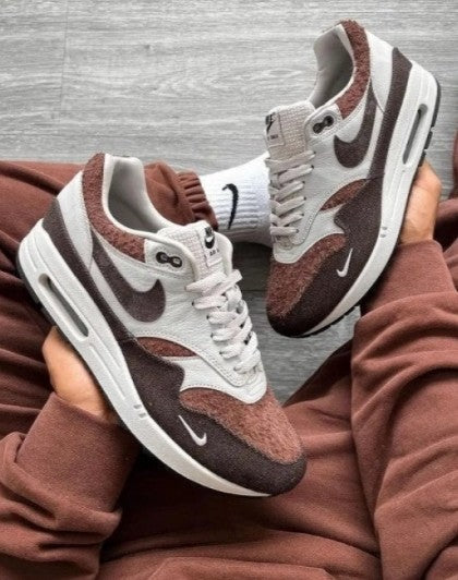 NIKE Air Max 1 Brown Stone
