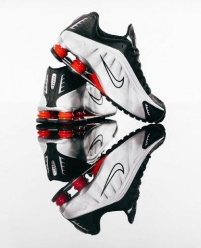 Nike Shox R4 “Black &amp; Metallic Silver”